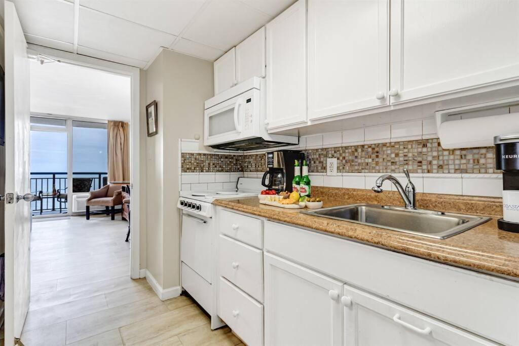 Ready Set And Relax, Oceanfront Suite W Jetted Tub! B 1134 Myrtle Beach Exterior photo